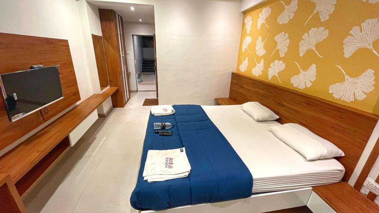 Hotel Ambai Executive Tuljapur Zewnętrze zdjęcie